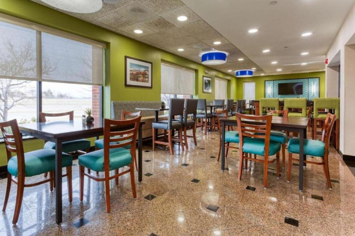 Heritage Inn & Suites St Louis Fenton, Trademark By Wyndham Bagian luar foto