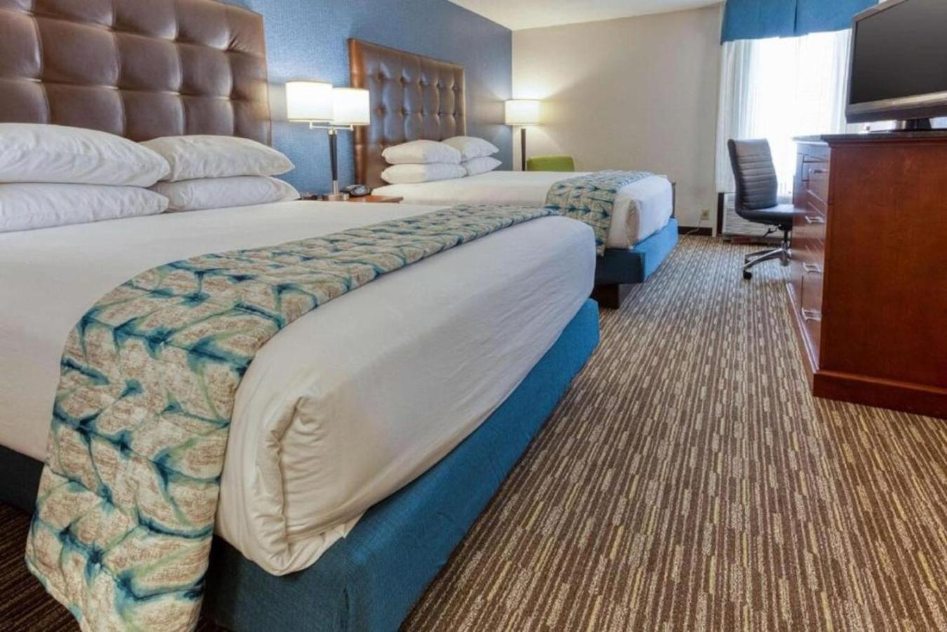 Heritage Inn & Suites St Louis Fenton, Trademark By Wyndham Bagian luar foto