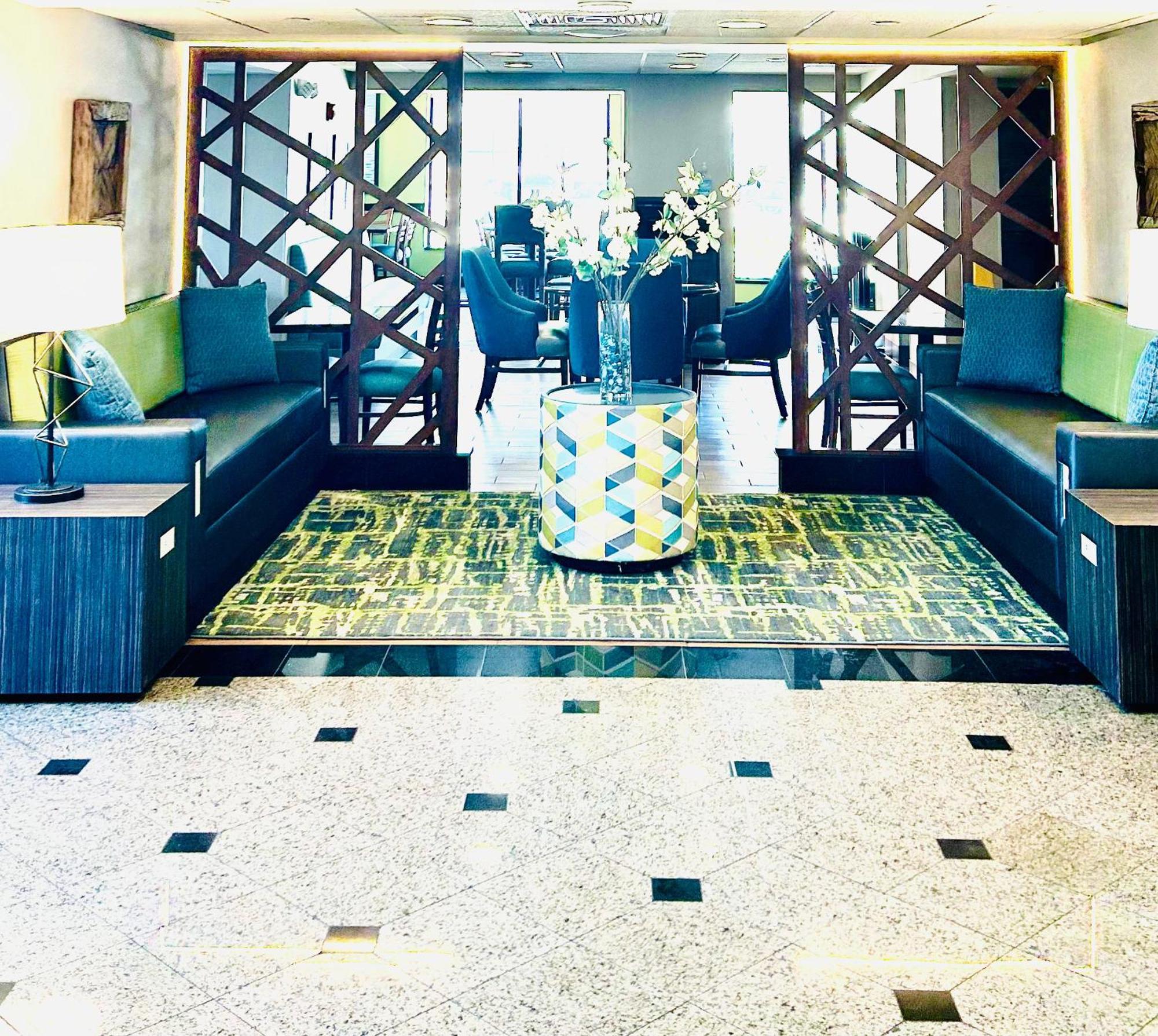 Heritage Inn & Suites St Louis Fenton, Trademark By Wyndham Bagian luar foto